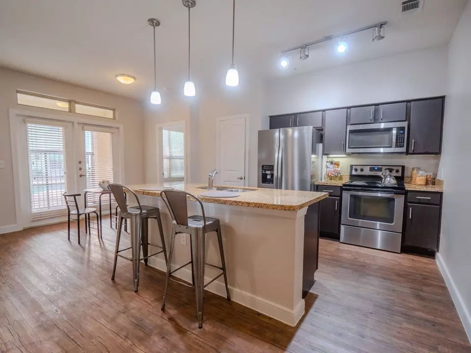  501 E Oltorf St #208, Austin, TX 78704 photo 1