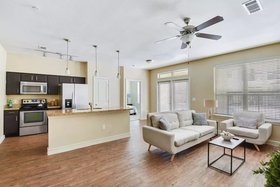  501 E Oltorf St #208, Austin, TX 78704 photo 22