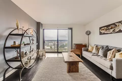 301 SW Lincoln St #516, Portland, OR 97201