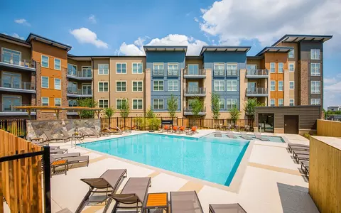 70 Upper Rock Cir #G-121, Rockville, MD 20850