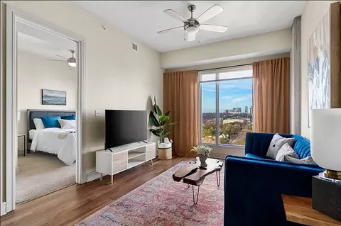 615 W 7th S #1805, Austin, TX 78701