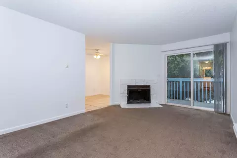 3721 S 152nd St #26, Tukwila, WA 98188