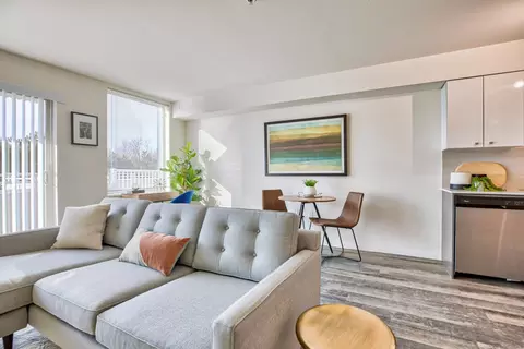 4801 Rainier Ave S #304, Seattle, WA 98118