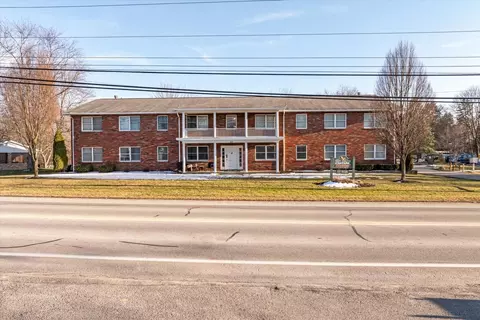 441 Blackhawk Rd #213, Beaver Falls, PA 15010