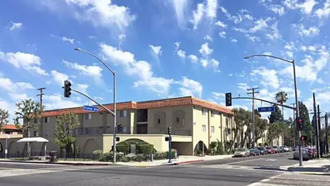 698 Orange Ave, Long Beach, CA 90802 photo 13
