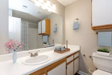 51 Northtown Dr #022F, Jackson, MS 39211