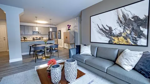 627 14th St E #120, Minneapolis, MN 55404