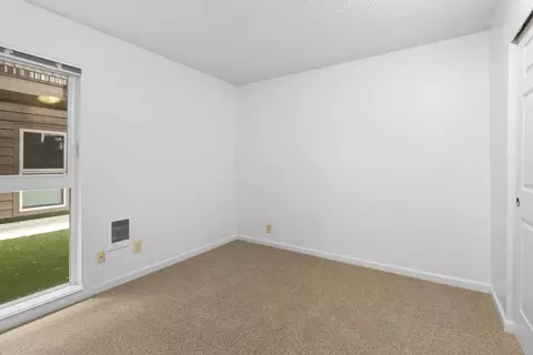 2950 NE 23rd St #022, Gresham, OR 97030 photo 7