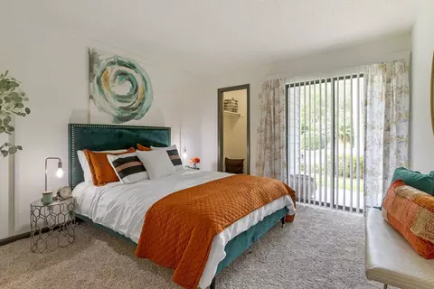 55 Deerwood Rd #179, Wilmington Island, GA 31410