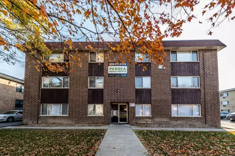 2115 S 4th Ave #2125-301, Maywood, IL 60153