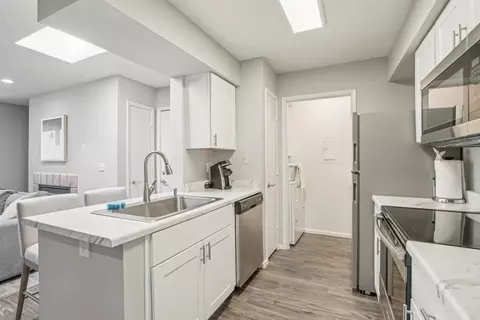 4502 E Paradise Village Pkwy S #2035, Phoenix, AZ 85032