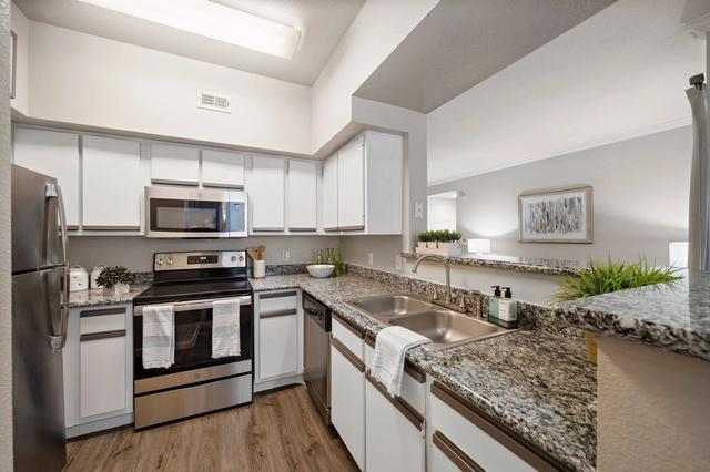 15100 Ella Blvd #19-1906, Houston, TX 77090