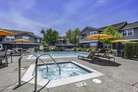 4501 Alhambra Dr #254, Davis, CA 95618