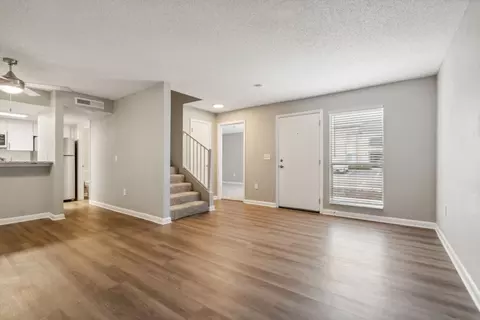 12100 Park Blvd N #2108, Seminole, FL 33772