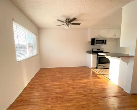 5715 Vineland Ave #08526, Los Angeles, CA 91601