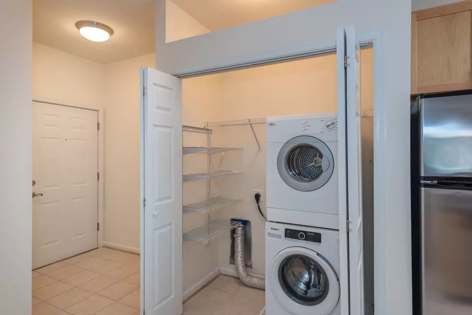  21282 Mcfadden Sq #411, Sterling, VA 20165 photo 39