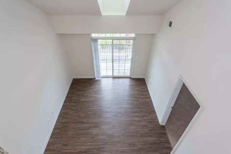  21282 Mcfadden Sq #411, Sterling, VA 20165 photo 34