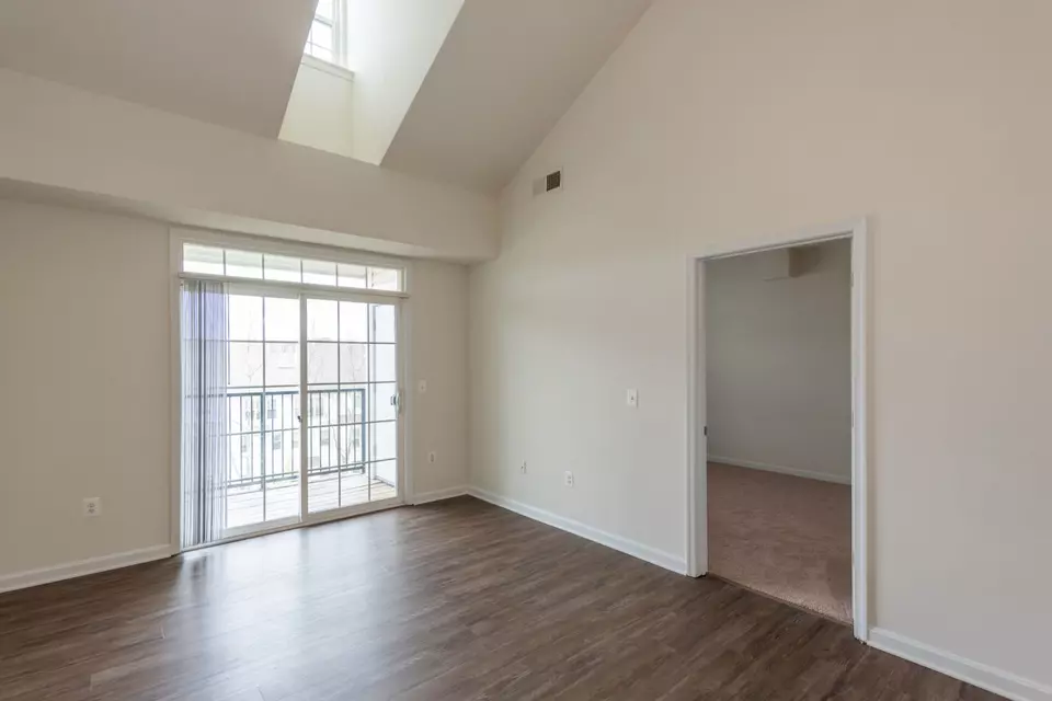  21282 Mcfadden Sq #411, Sterling, VA 20165 photo 18
