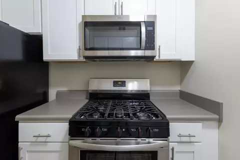 901 4th St #1208, Waynesboro, VA 22980