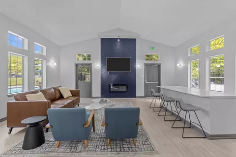 35434 25th Ave SW #09-201, Federal Way, WA 98023