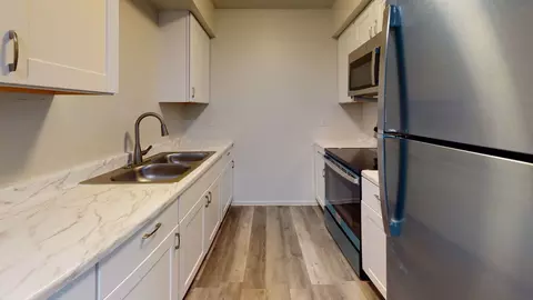 3675 W Osborn Rd #121, Phoenix, AZ 85019