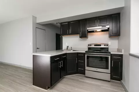 28-40 Crescent Rd #40D, Greenbelt, MD 20770