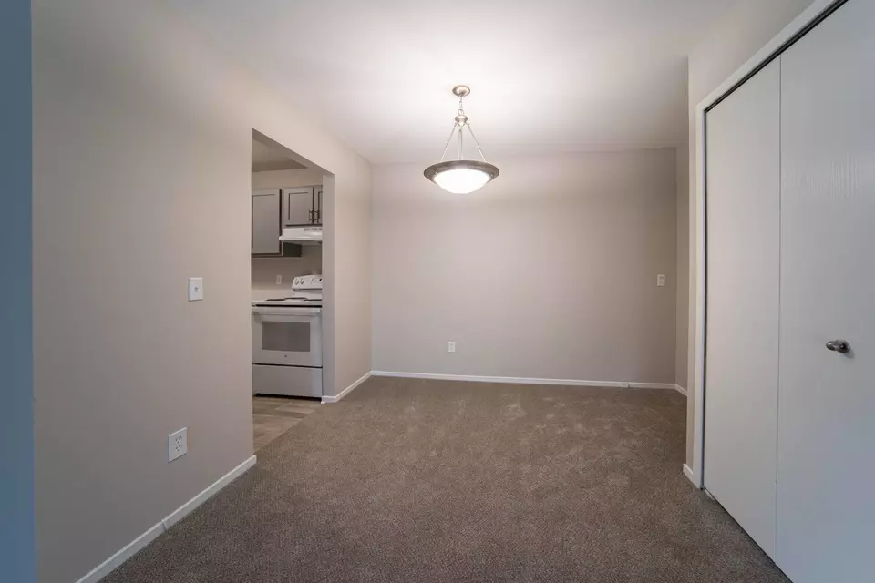  2870 Greyberry Dr #WAIT2X1, Waterford, MI 48328 photo 6