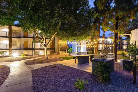6131 N 16th St #D104, Phoenix, AZ 85016 photo 8