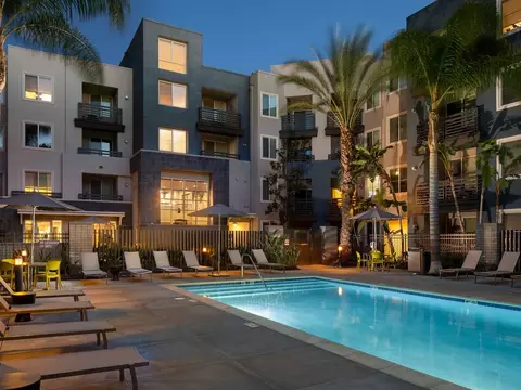 21050 Vanowen St #116, Los Angeles, CA 91303