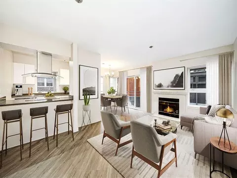 526 Yale Ave N #108, Seattle, WA 98109