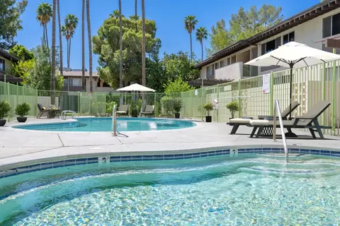 2890 E Tahquitz Canyon Way #238, Palm Springs, CA 92262