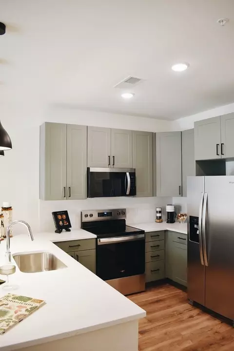 2213 Bull St #AS-111, Savannah, GA 31401