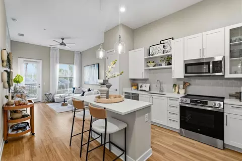 7405 Universal Blvd #2150, Orlando, FL 32819
