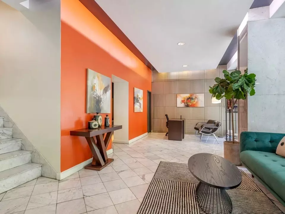  2020 F St NW #916, Washington, DC 20052 photo 8