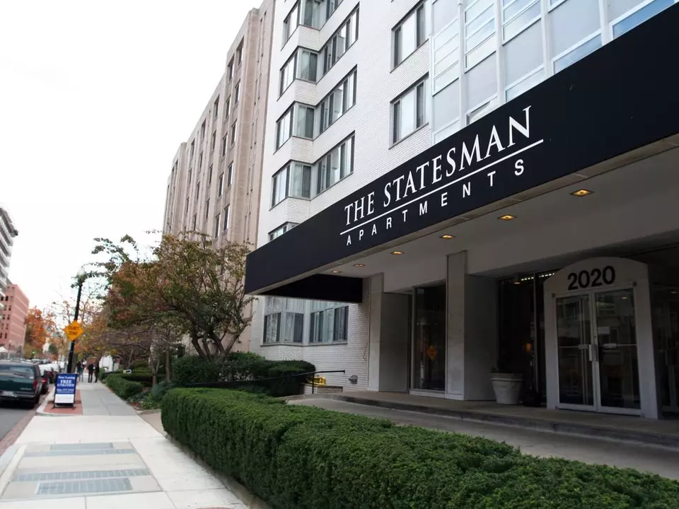  2020 F St NW #916, Washington, DC 20052 photo 18