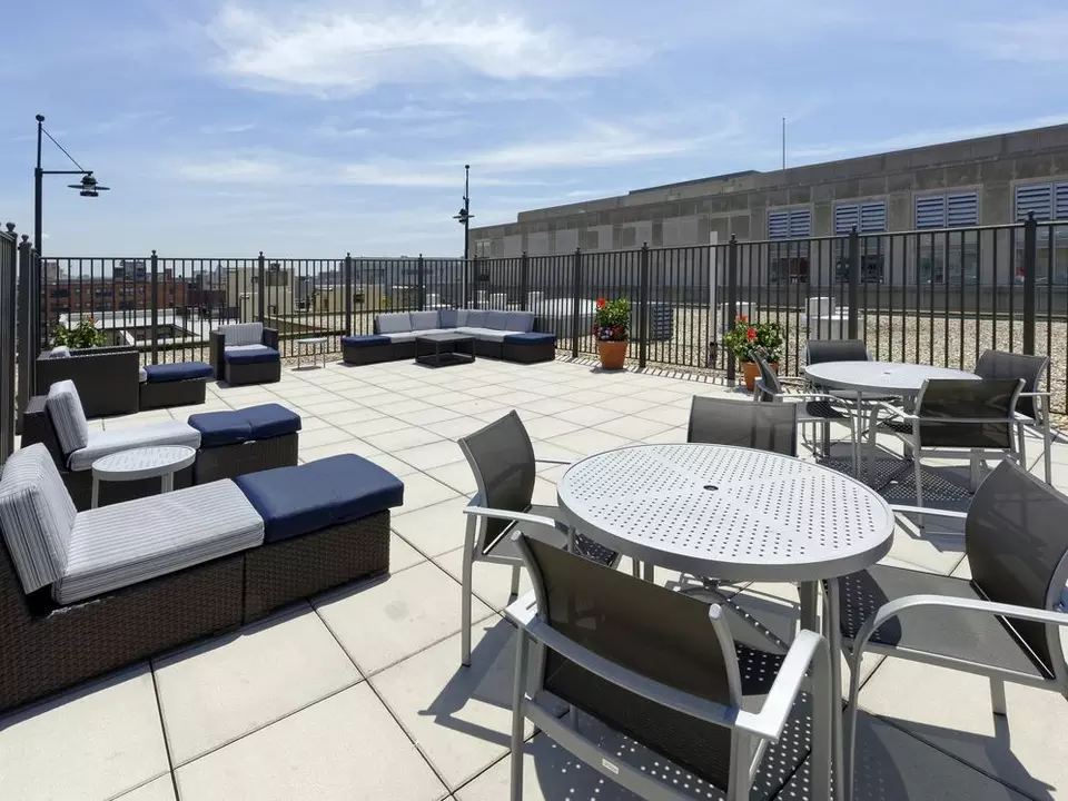  2020 F St NW #916, Washington, DC 20052 photo 16