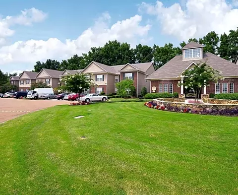 5904 Chance Dr N #1-5818A, Horn Lake, MS 38637