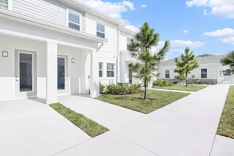 1898 Zac St #313, Kissimmee, FL 34743