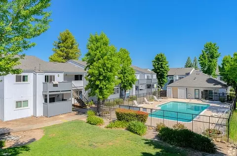 4146 Madison Ave #53, North Highlands, CA 95660