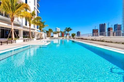 3635 NE 1st Ave #0703, Miami, FL 33137
