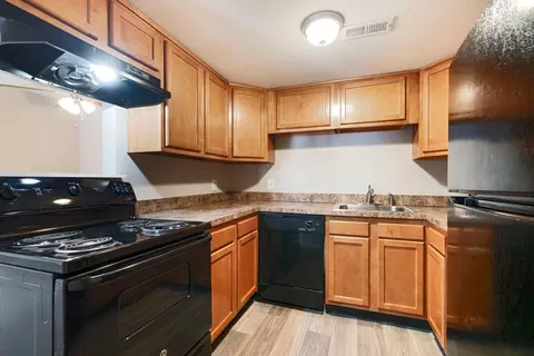6817 Brooklawn Dr #6902-7, Louisville, KY 40214