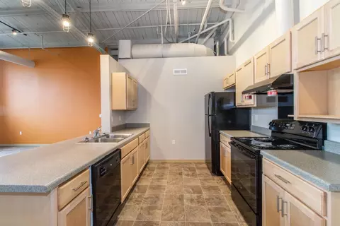 1491 W Kilgore Ave #205, Muncie, IN 47304