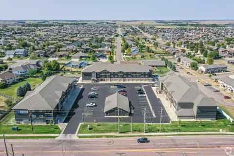 1111 S Sertoma Ave #1111-1203, Sioux Falls, SD 57106