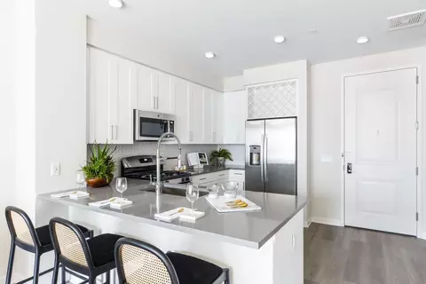 1000 Schindler Dr #146, South Amboy, NJ 08879