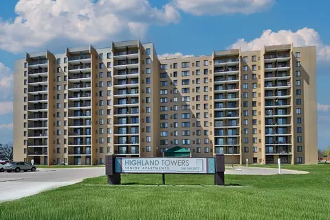 25225 Greenfield Rd #1018, Southfield, MI 48075