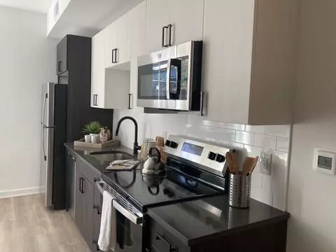 2112 N Front St #306, Philadelphia, PA 19122