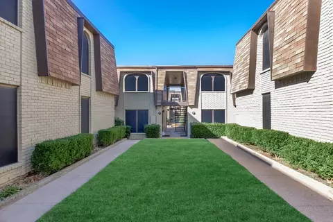 100 Manchester Dr #334, Euless, TX 76039