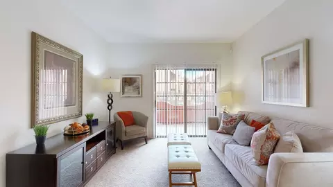 2323 W Dunlap Ave #208, Phoenix, AZ 85021