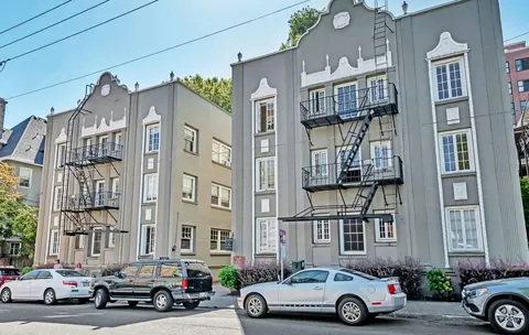 2030 NW Flanders St #101, Portland, OR 97209