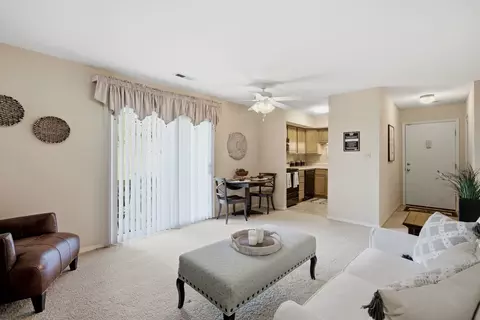 5602 Duessel Ln #4-5639B, Saint Louis, MO 63128